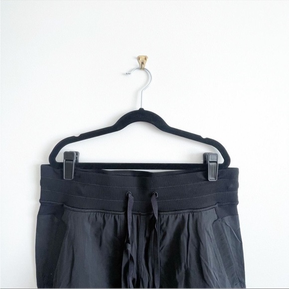 26” inseam sz 8 Lululemon Dance Studio Track Pants Black Straight Leg. - Picture 3 of 8